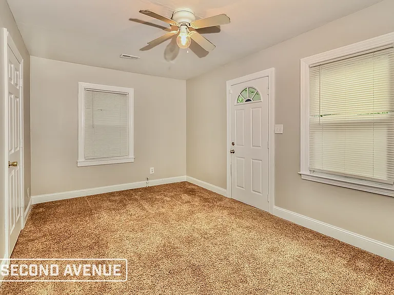 3746 Kahlert Ave — Photo 10