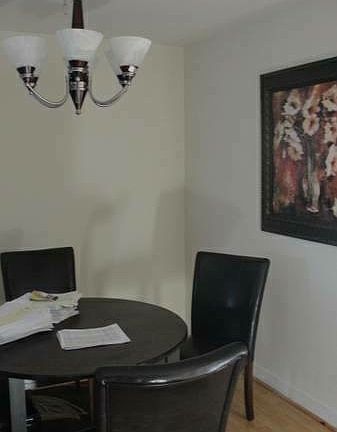 5th image of 860 Wales Dr