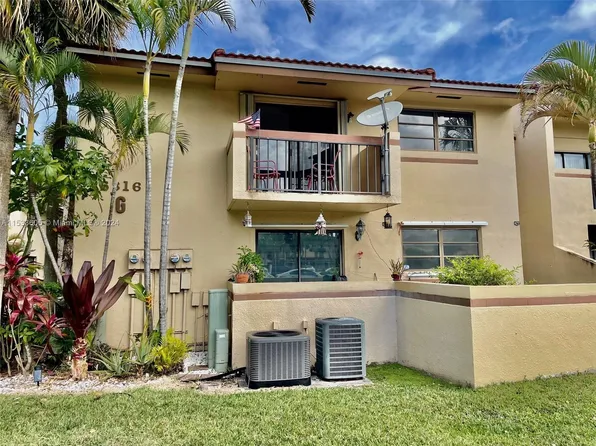 6316 SW 136th Ct APT 209-G, Miami, FL 33183