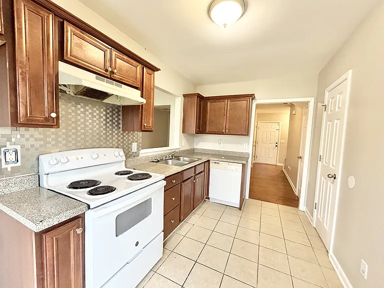 829 Store House Ct #A — Photo 4