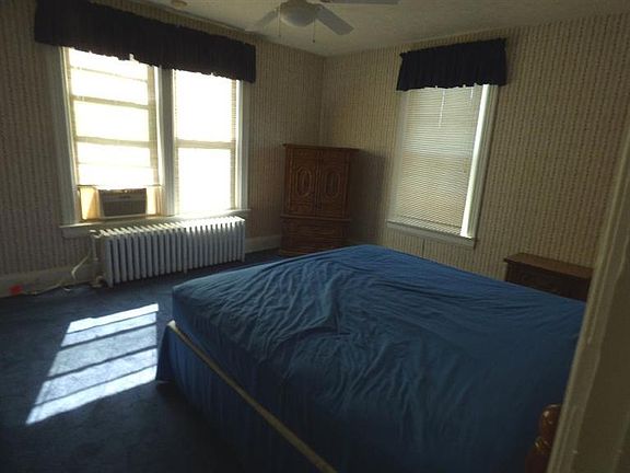 5th image of 227 Central Ave