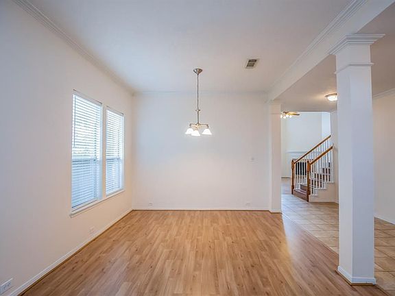 4th image of 2701 Hewn Rock Way