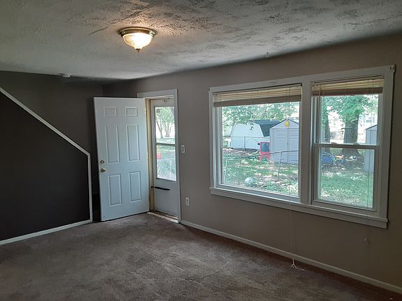 4th image of 33059 Alanson St #33061