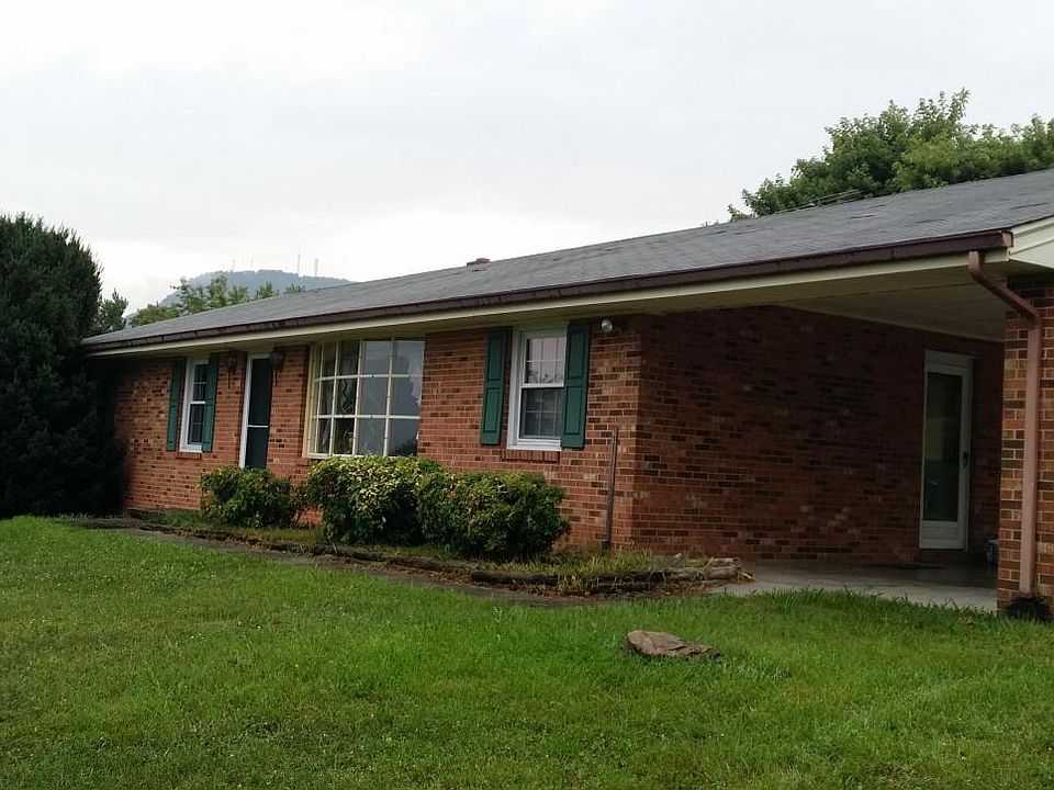 1st image of 83 Richardson Dr