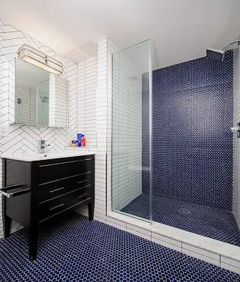 Rented by Voro New York | media 39