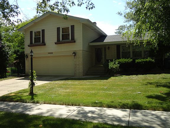 2nd image of 10526 S Stowe Ct