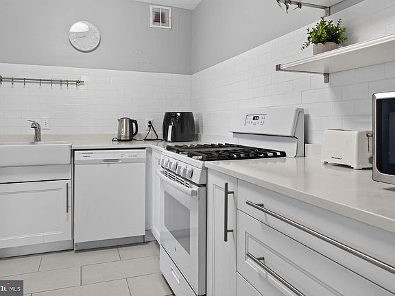 5th image of 1111 University Blvd W APT 714