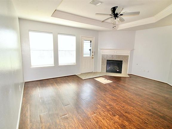 2nd image of 9103 Grand Villa Ln