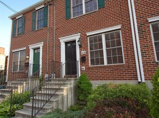 406 Brown St, Philadelphia, PA 19123