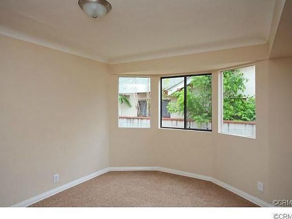 4th image of 3355 La Clede Ave