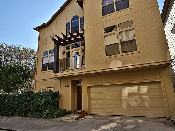 619 Birdsall St, Houston, TX 77007