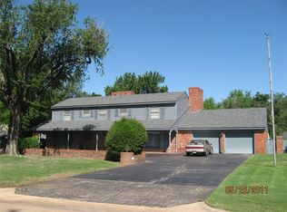 6502 N Hillcrest Ave, Nichols Hills, OK 73116