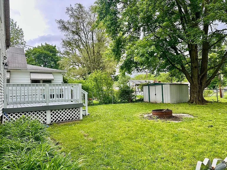 815 NW 2nd St — Photo 17