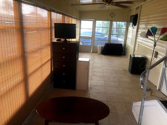 3rd image of 3701 Baynard Dr #B 11