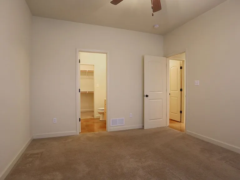 3101 Jenne Hill Dr — Photo 17