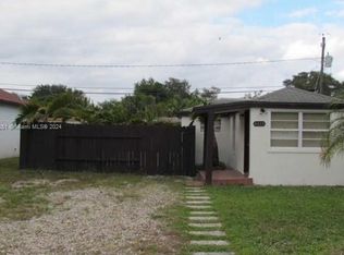 6111 SW 39th St, Miramar, FL 33023