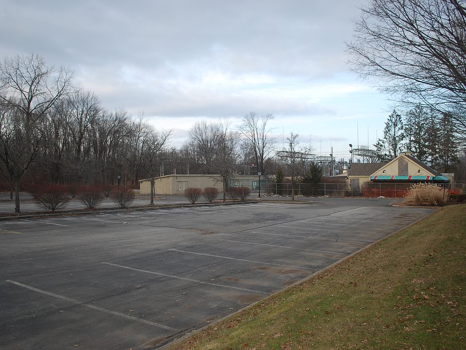 2nd image of 6595 Route 9