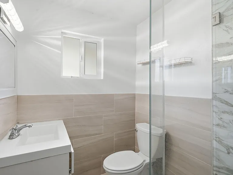742 E Sierra Vista Dr — Photo 10