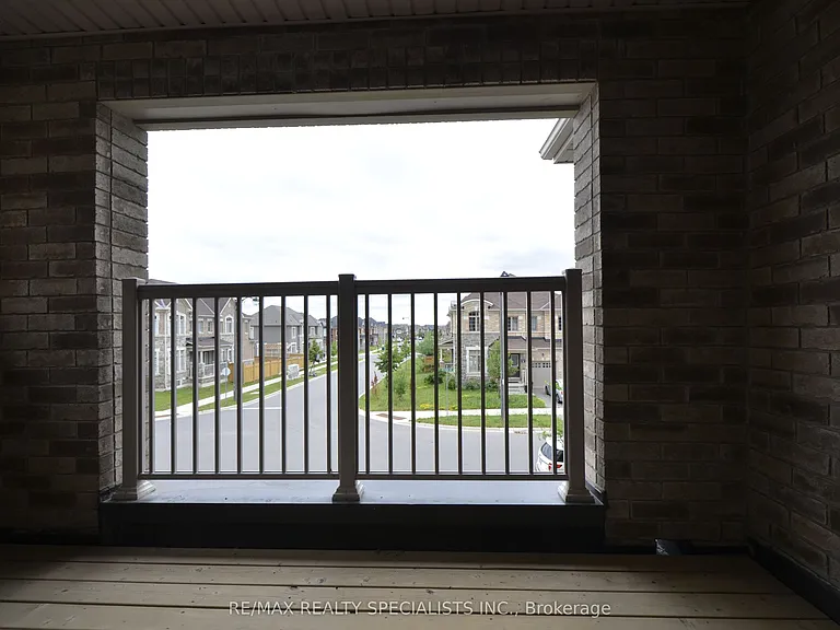 74 Dotchson Ave — Photo 30
