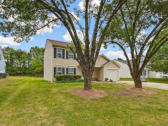 3rd image of 4233 Blazingwood Ct