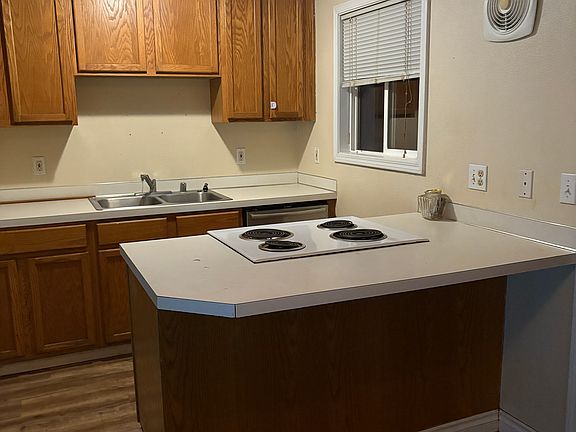 5th image of 1814 H St Unit 1