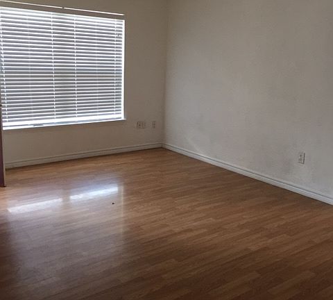 5th image of 4324 Cunningham Dr