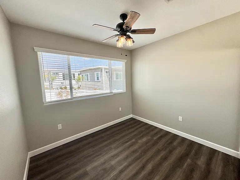 1134 Villa Calimesa Ln — Photo 10