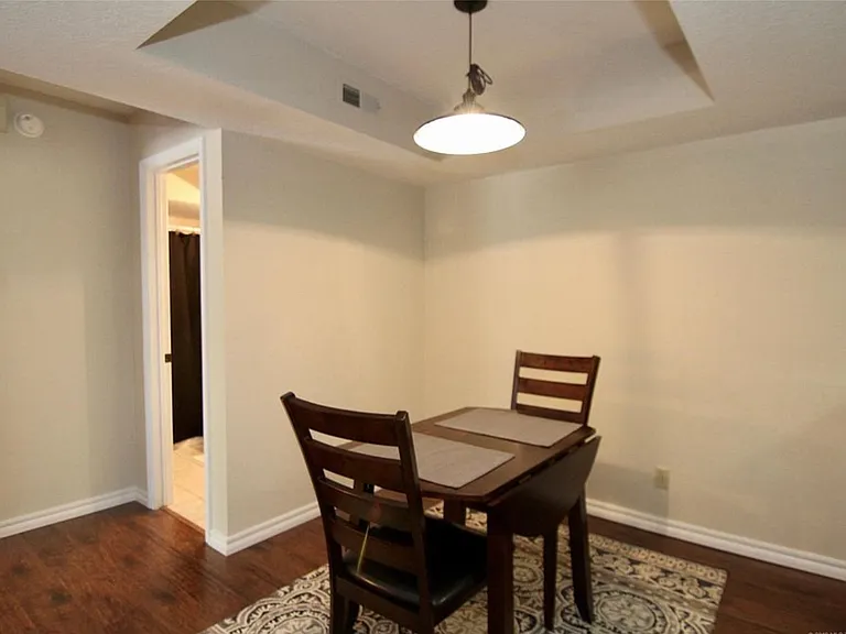 9113 S Urbana Ave #8-C — Photo 7