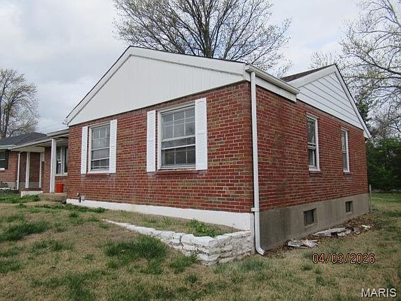 3rd image of 9435 Eastchester Dr