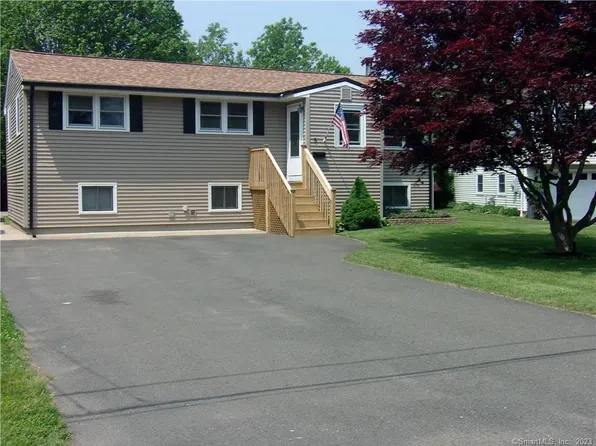 5 Hart Place, Plainville, CT 06062