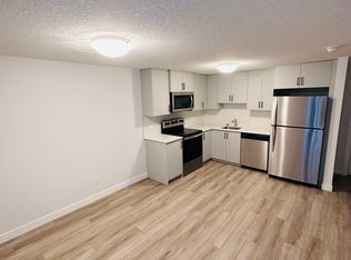 291 Aquila Dr NW, Calgary, AB T3R1Z1