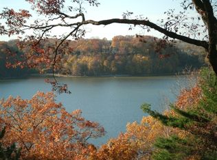697 Summit Dr, Webster, NY 14580