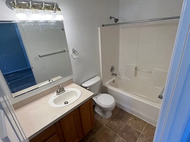 1101 N Mercer St #1101C — Photo 12