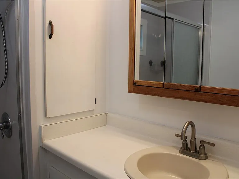 204 50th Avenue Dr W — Photo 23