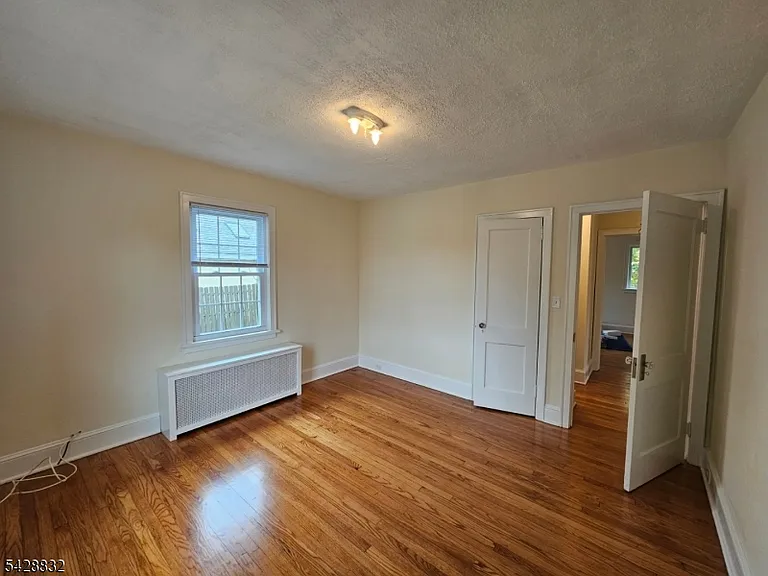 48 Bay St — Photo 11