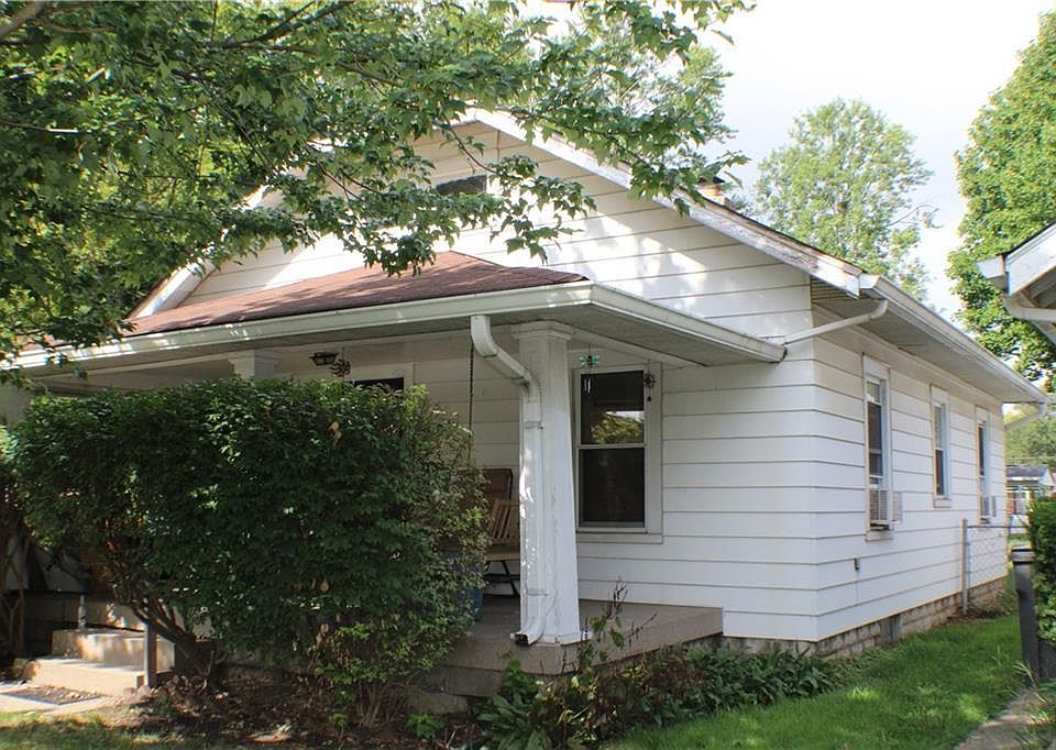 1st image of 1638 N Belleview Pl