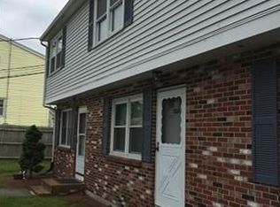82 Waldo St #2, Lowell, MA 01852