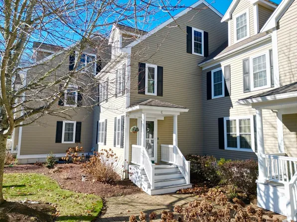 32 Hedge Rd Unit C, Plymouth, MA 02360