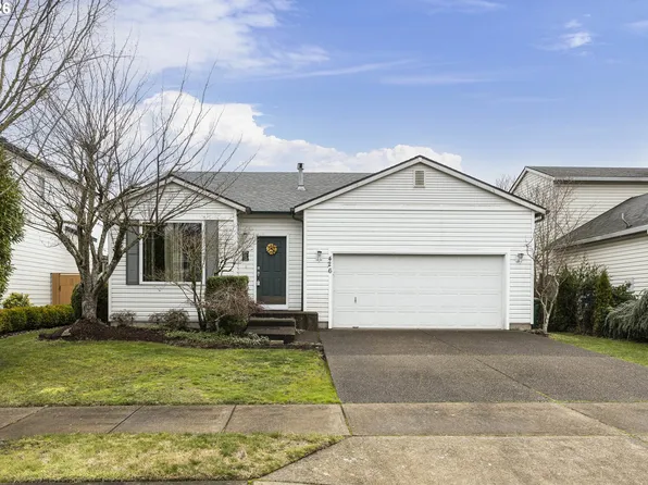 426 Inglewood Ln, Woodburn, OR 97071