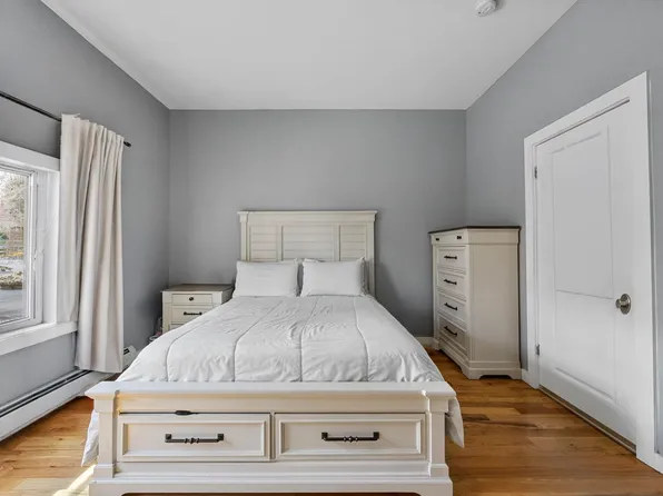 473 Bergen Avenue image 1 of 21