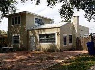 6131 Mayo St, Hollywood, FL 33023