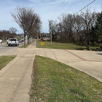 3rd image of 2983 Wagon Wheel Rd