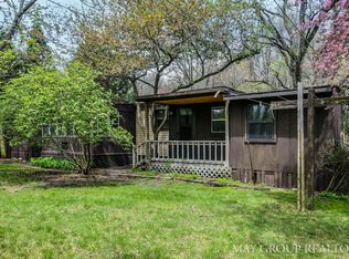 12500 Bailey Dr NE, Lowell, MI