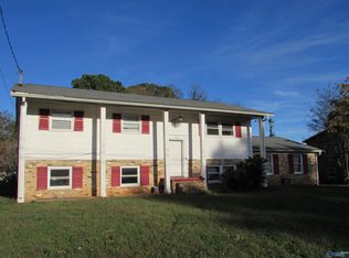 3802 Battlefield Dr NW, Huntsville, AL 35810