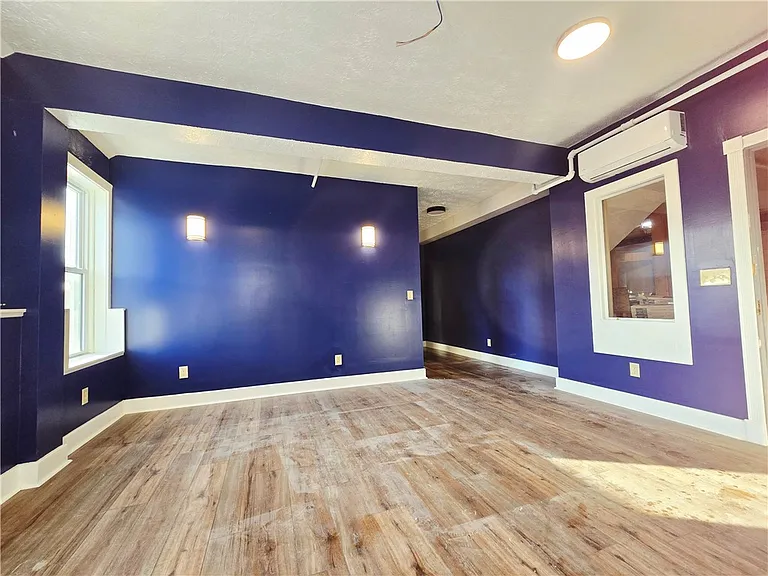 27 E Main St #204 — Photo 9