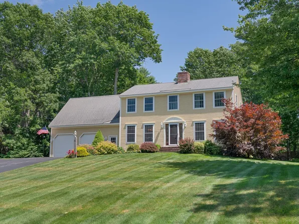 31 Pine Ledge Drive, Scarborough, ME 04074
