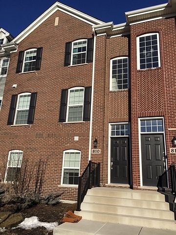 1st image of 810 Paisley Ct