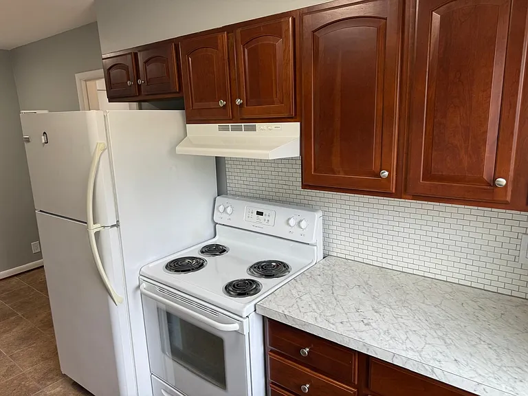 2123 Luray Ave #1 — Photo 16