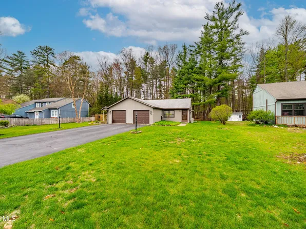 23 Pepperbush Place, Ballston Spa, NY 12020