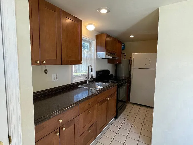 624D Walker Rd — Photo 6